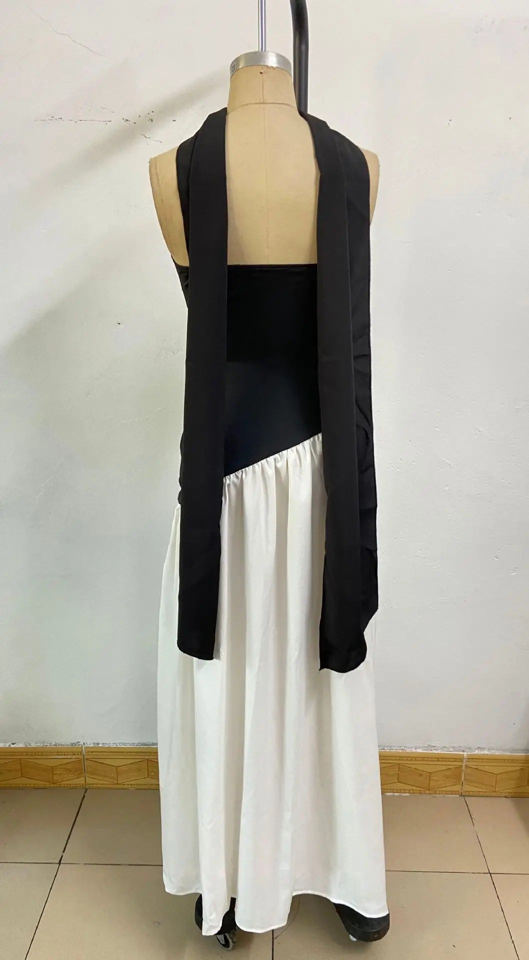 Women Strapless Asymmetrical Maxi Dress with Detachable Neck Wrap Pleated Flowy Long Evening Party Gown