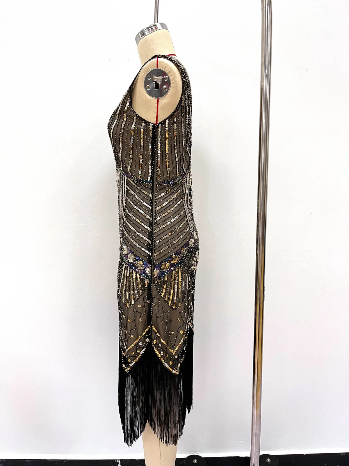 Women 1920s Flapper Dress Vintage Gatsby Beaded Sequin Fringe Midi Dress Sleeveless V Neck Roaring 20s Party Costume