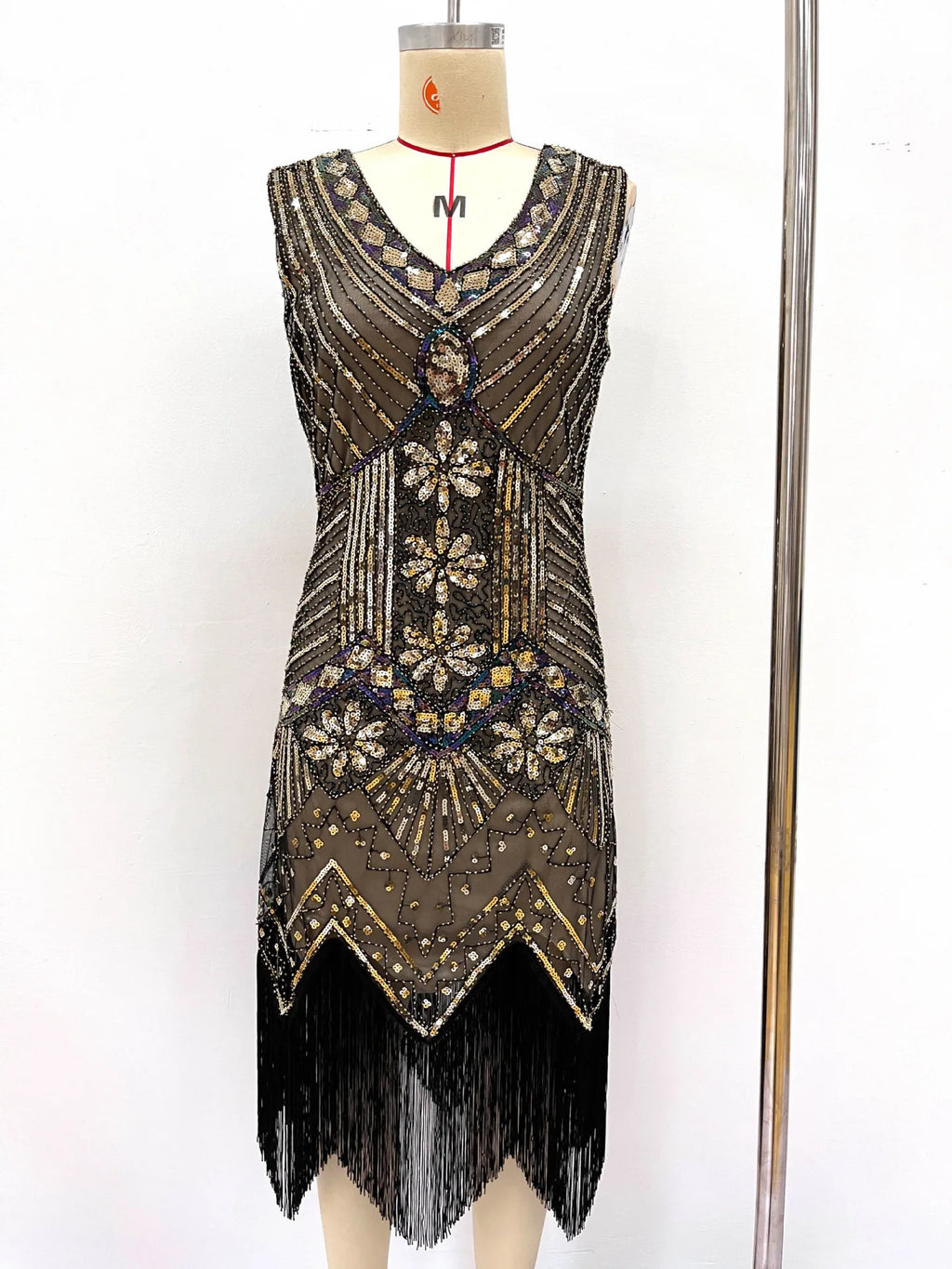 Women 1920s Flapper Dress Vintage Gatsby Beaded Sequin Fringe Midi Dress Sleeveless V Neck Roaring 20s Party Costume