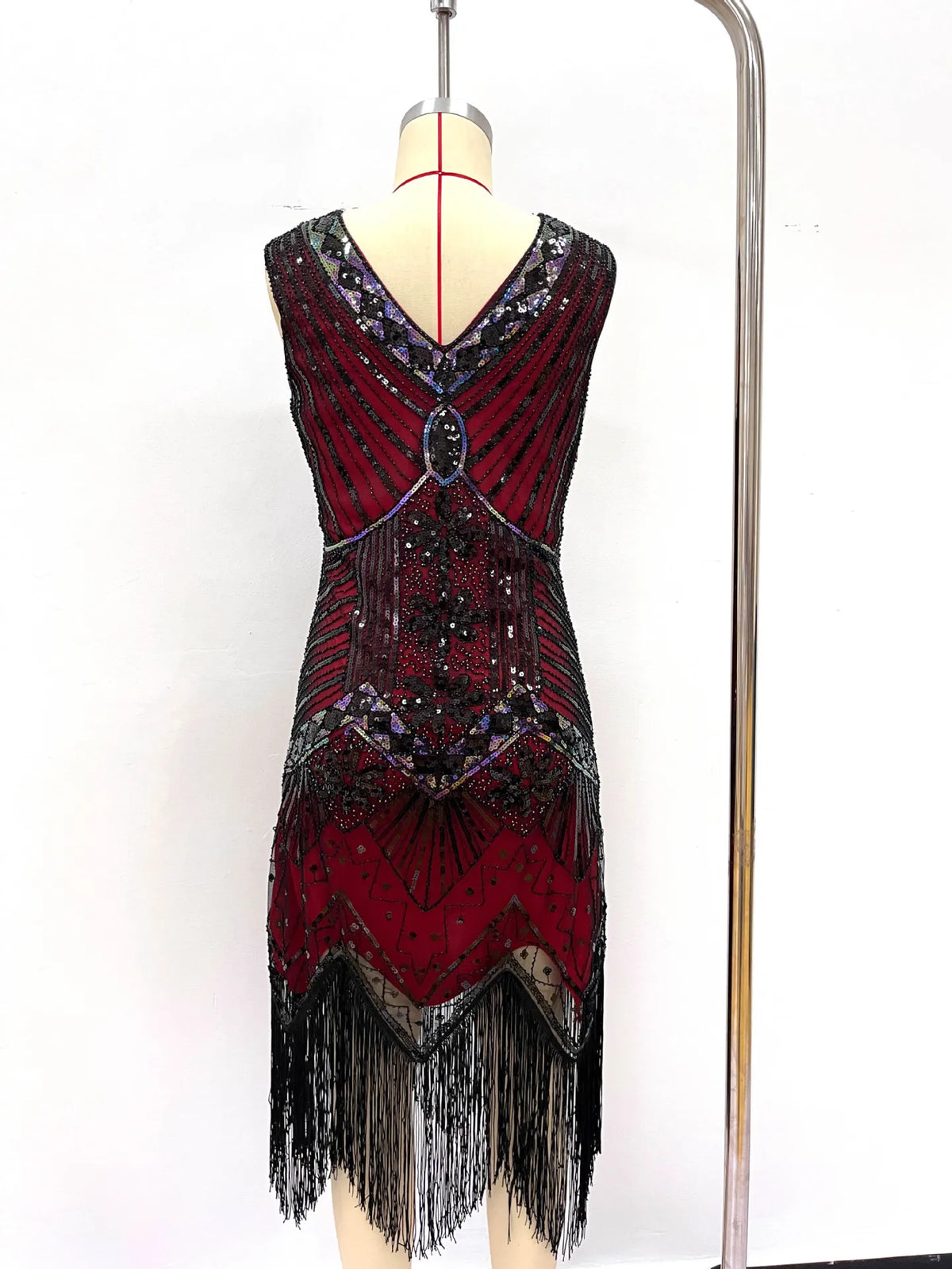 Women 1920s Flapper Dress Vintage Gatsby Beaded Sequin Fringe Midi Dress Sleeveless V Neck Roaring 20s Party Costume