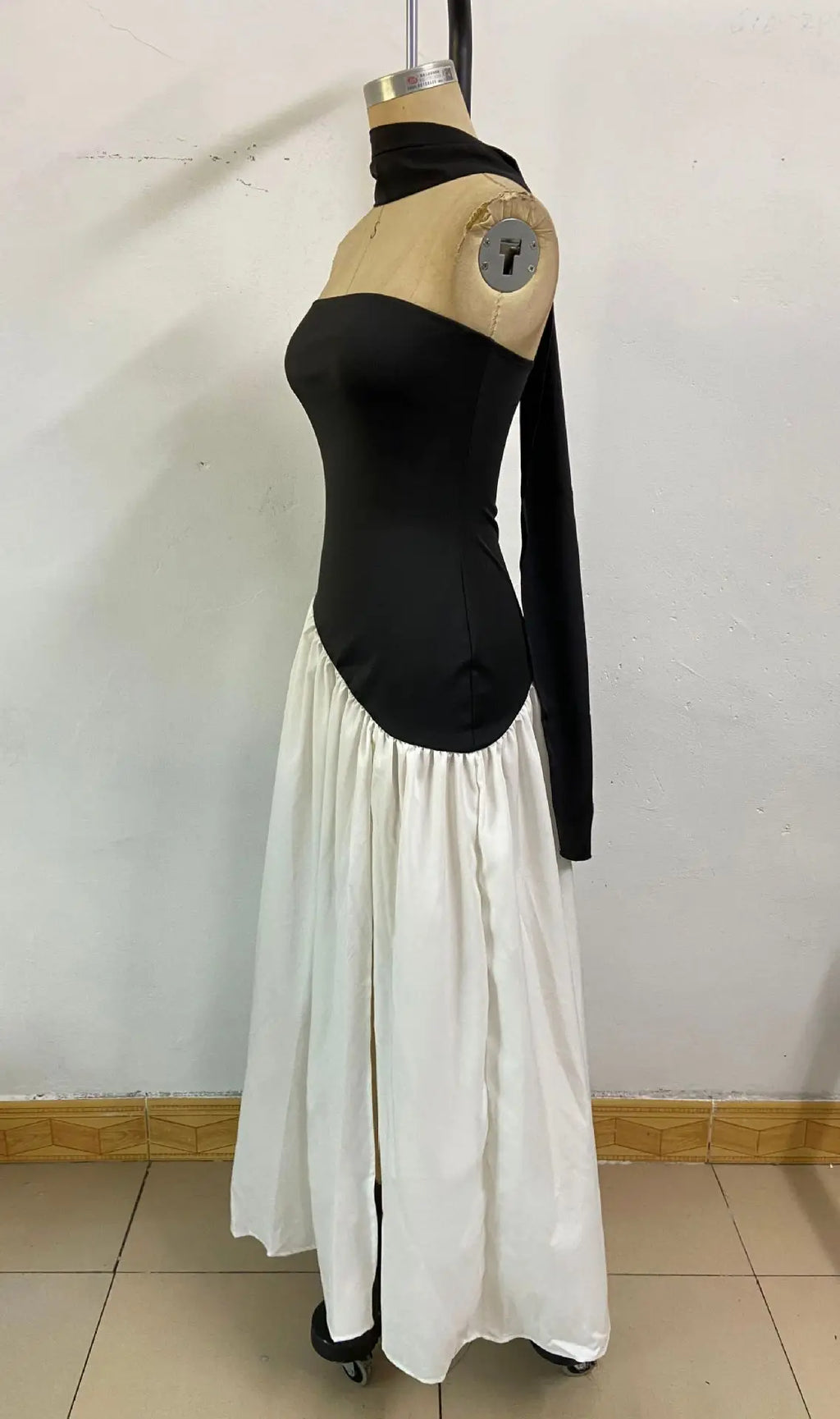 Women Strapless Asymmetrical Maxi Dress with Detachable Neck Wrap Pleated Flowy Long Evening Party Gown