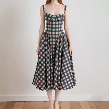 Women's French Retro Elegant V-Neck Sleeveless Slip Dress Bohemian Floral Beach Sundress Sexy Slim Fit Waist Cinched Long Dress
