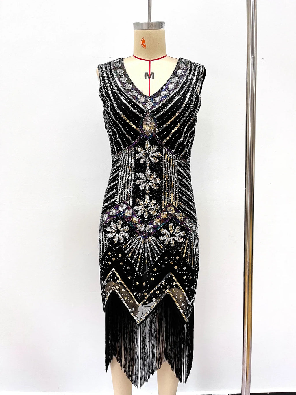 Women 1920s Flapper Dress Vintage Gatsby Beaded Sequin Fringe Midi Dress Sleeveless V Neck Roaring 20s Party Costume