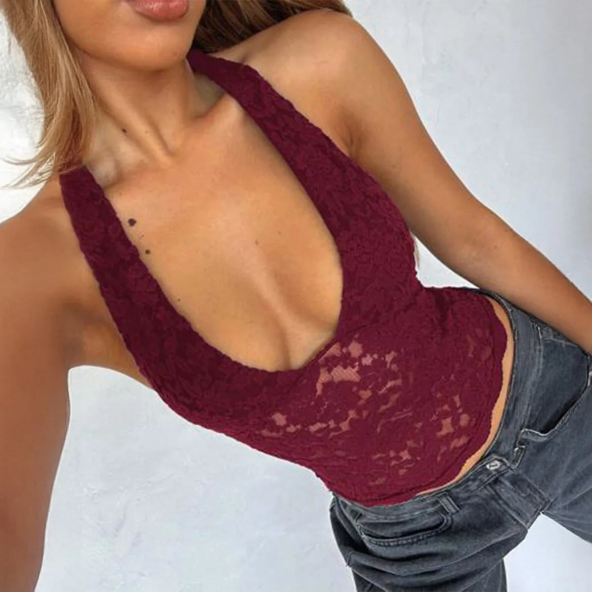 Women Lace Halter Top Deep V-Neck Sleeveless Sheer Mesh Camisole Slim Fit Floral Lace Crop Top for Summer Night Out Streetwear