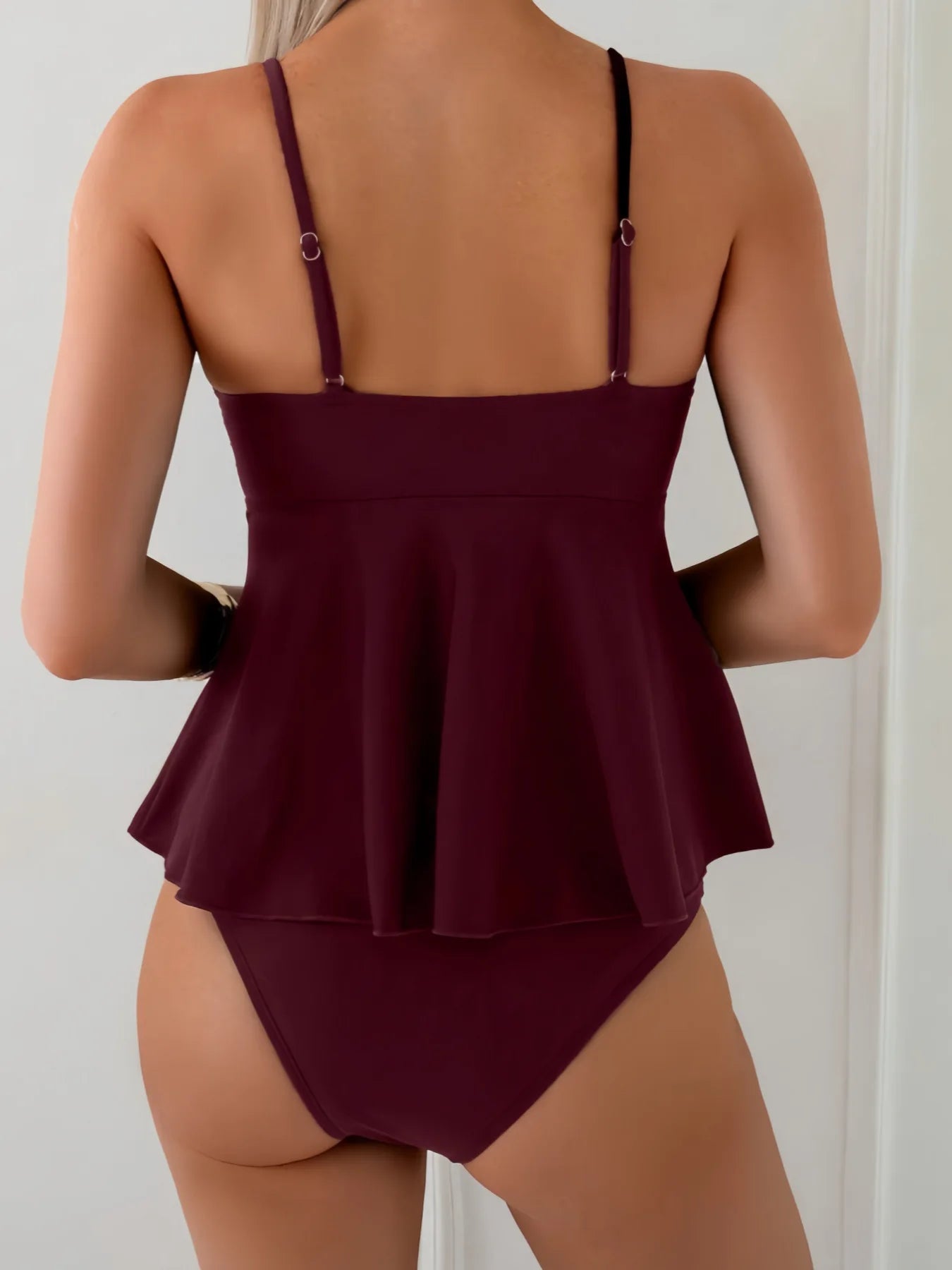 Fashion Beach Style Strap V Neck One Piece Water Outfit Solid Color Back Coverage Swimsuit for Coastal Trip Women Swimwear